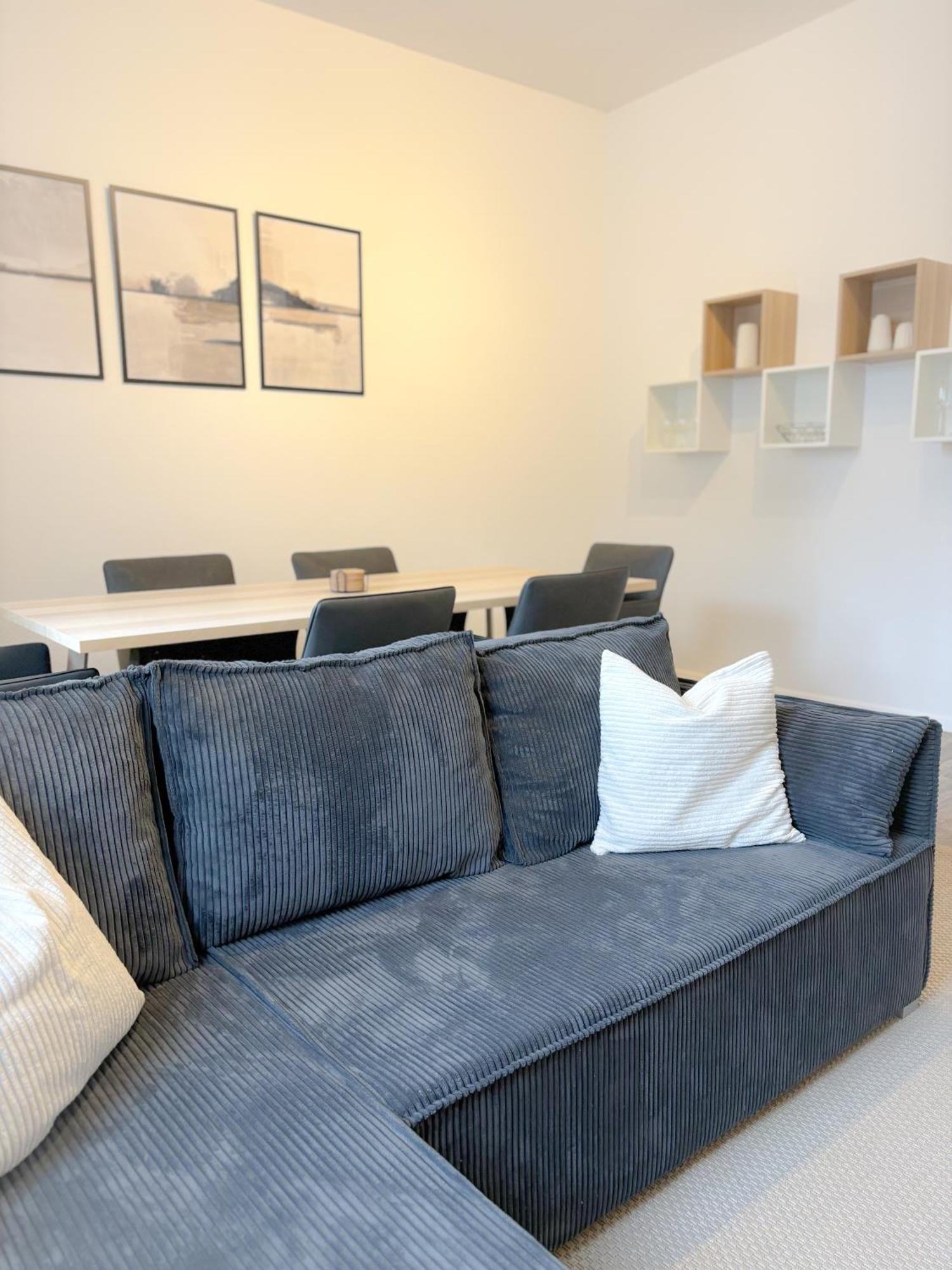 Helles City Apartment Fuer Familien & Gruppen Ной-Улм Екстериор снимка