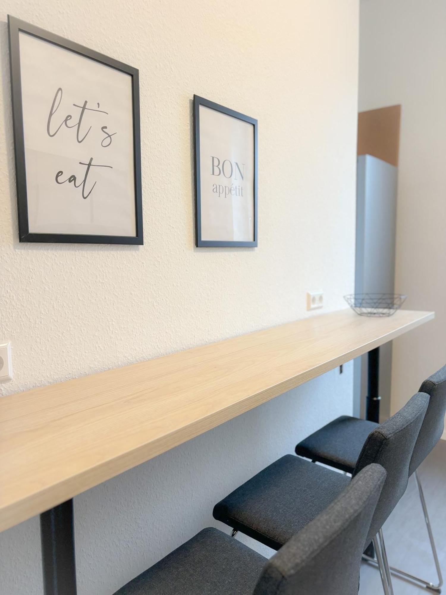 Helles City Apartment Fuer Familien & Gruppen Ной-Улм Екстериор снимка