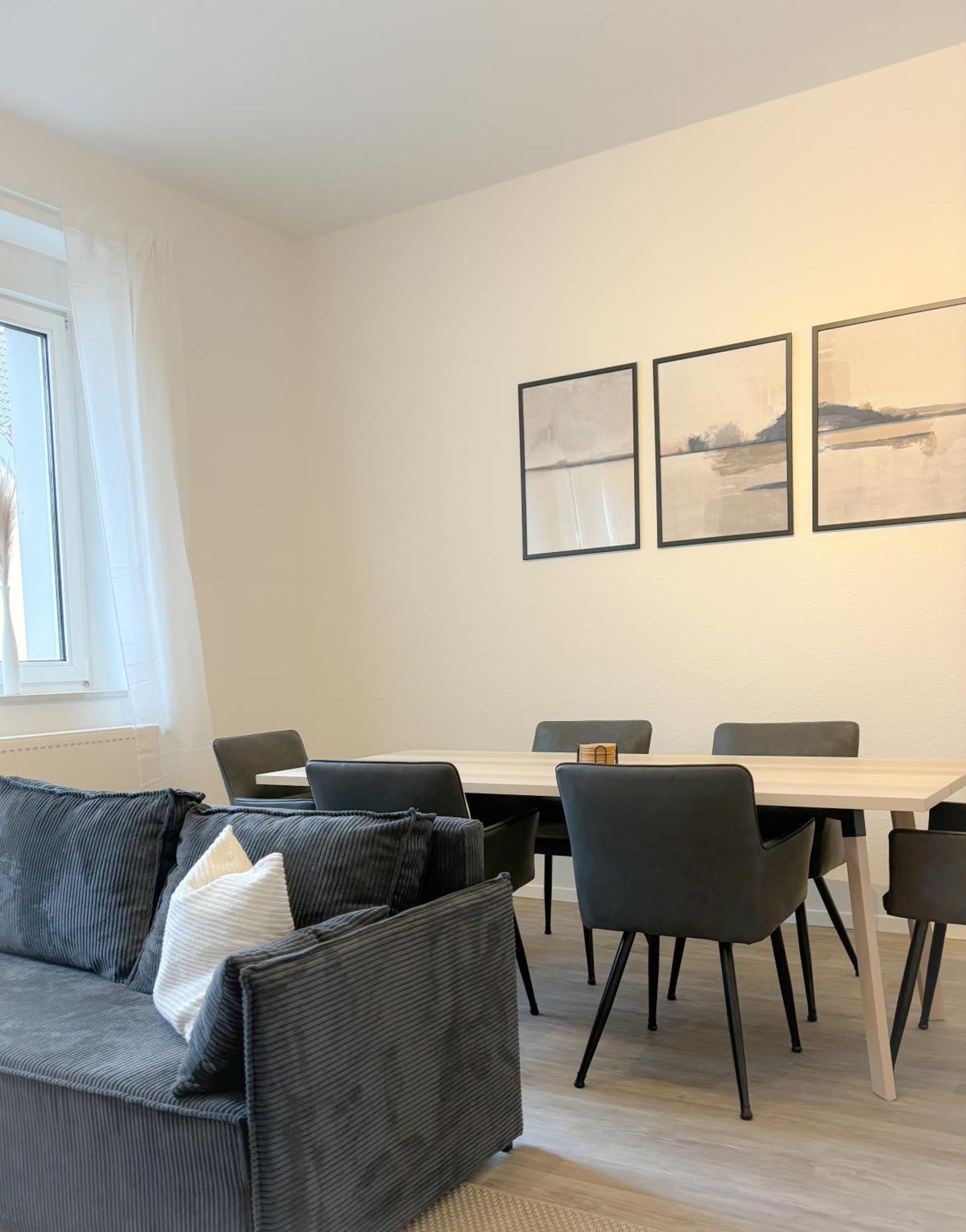 Helles City Apartment Fuer Familien & Gruppen Ной-Улм Екстериор снимка